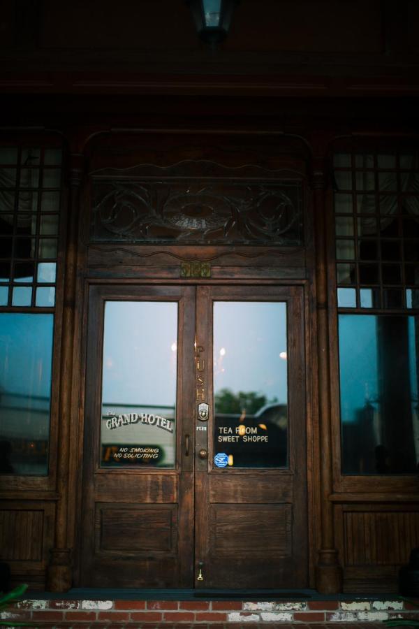 The Grand Hotel Hogansville Dış mekan fotoğraf